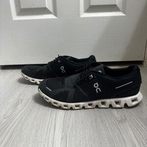 Black and White Cloud 5